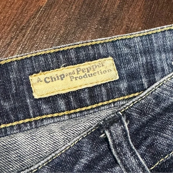 Chip & Pepper Production Y2K vintage Mid Rise Denim Shorts 9/10 - Picture 8 of 12